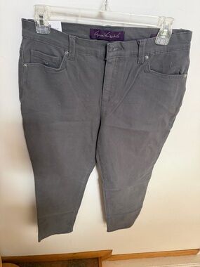 Gloria Vanderbilt Amanda Slim Straight Jeans in Charcoal Gray NWT